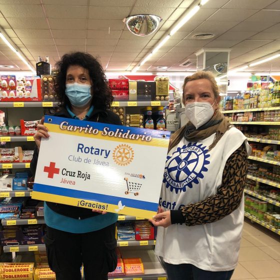 Rotary Club Jávea promueve una recogida de alimentos en los supermercados